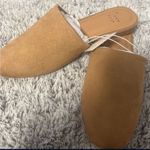 Women’s shoes size 6